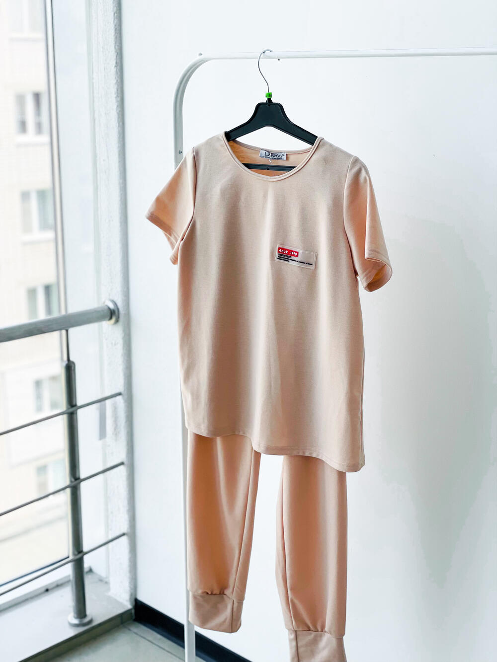 Костюм LA 508178 спортивний к/р котон бежевий, 40-46