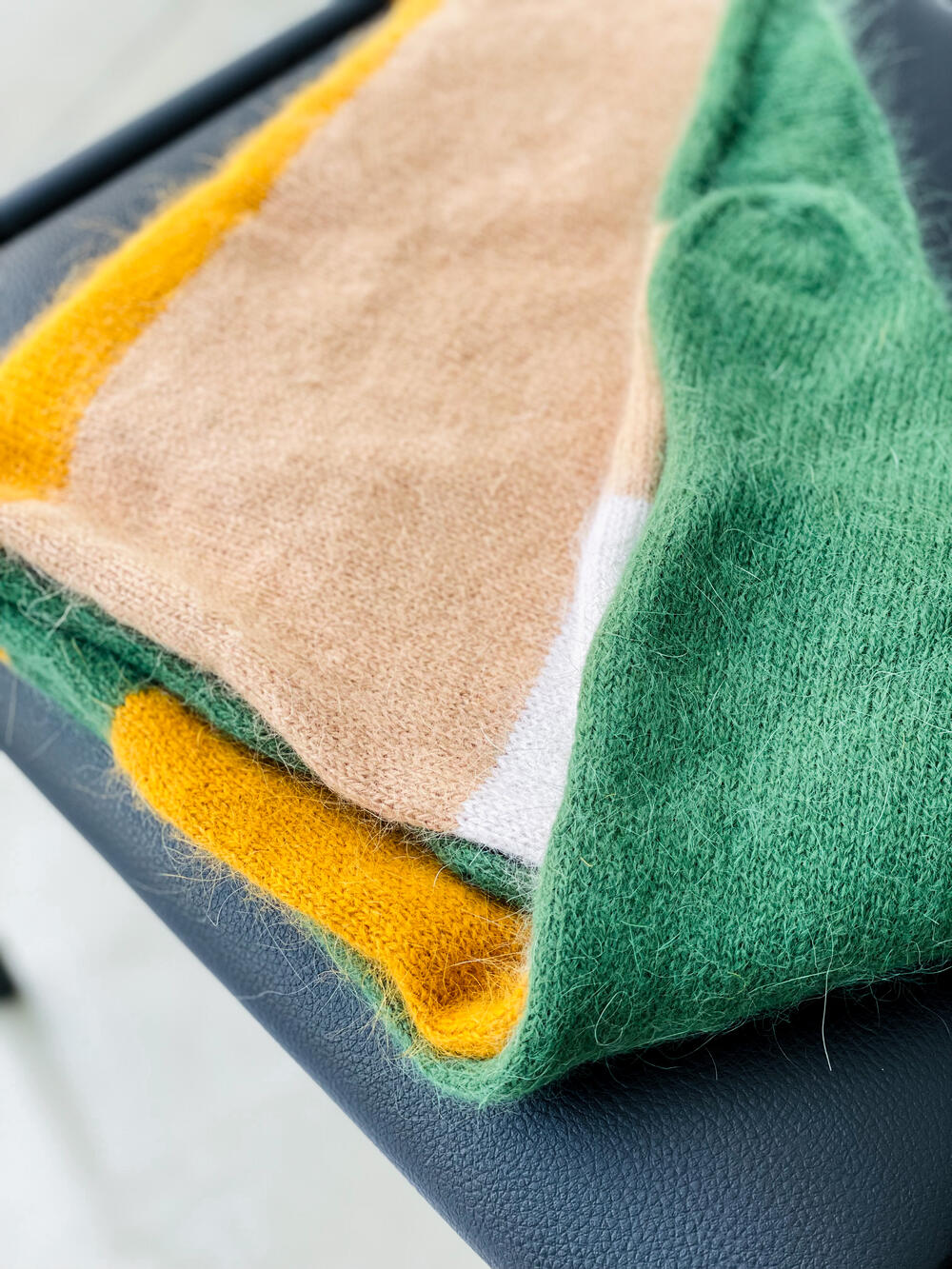 Косинка Malisa БУШЕ ангора різнокольорова хвоя/гарбуз/льон/горіх