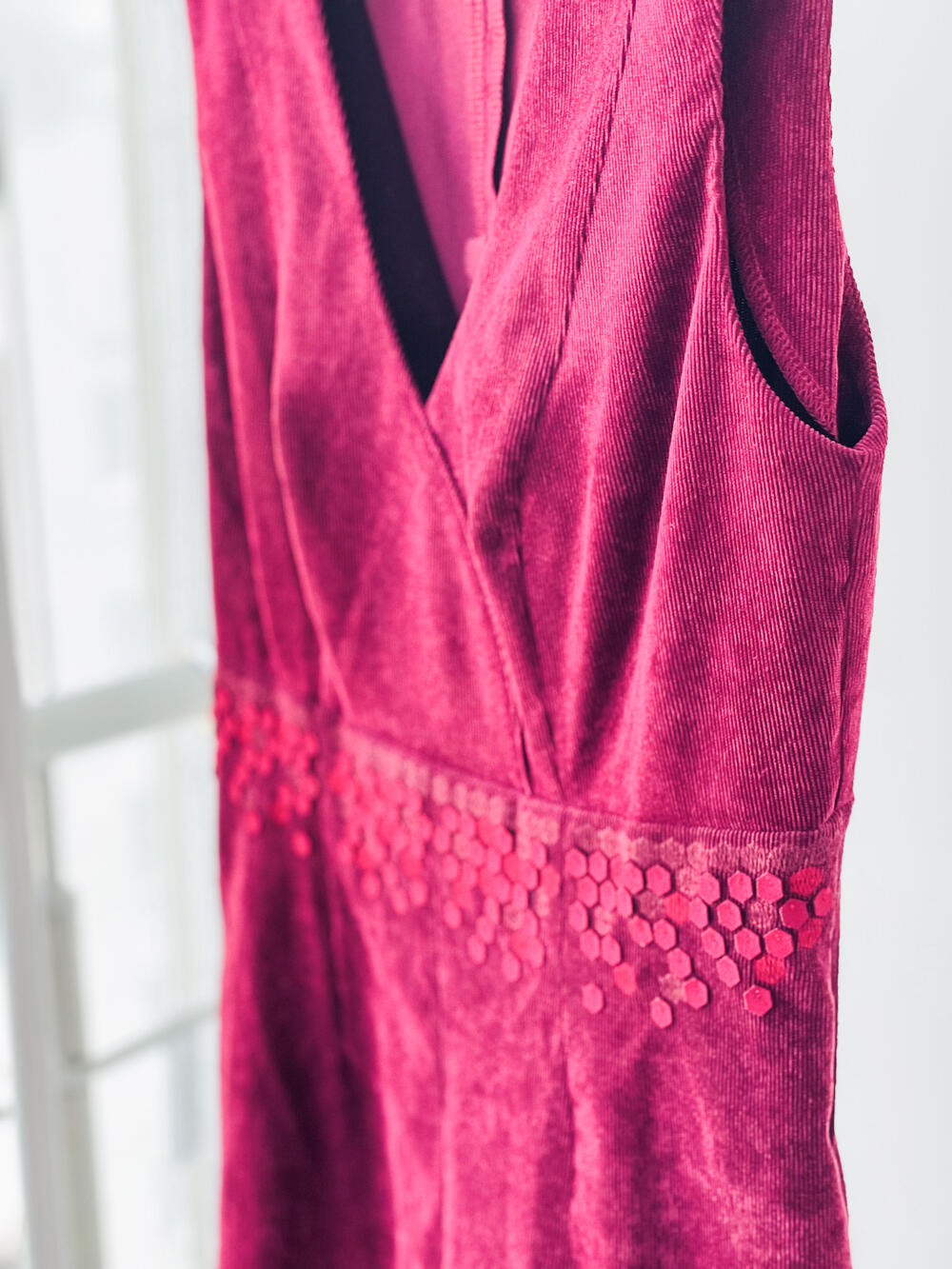 Сарафан QE 1324/11 бордовий вельвет бордовий, S