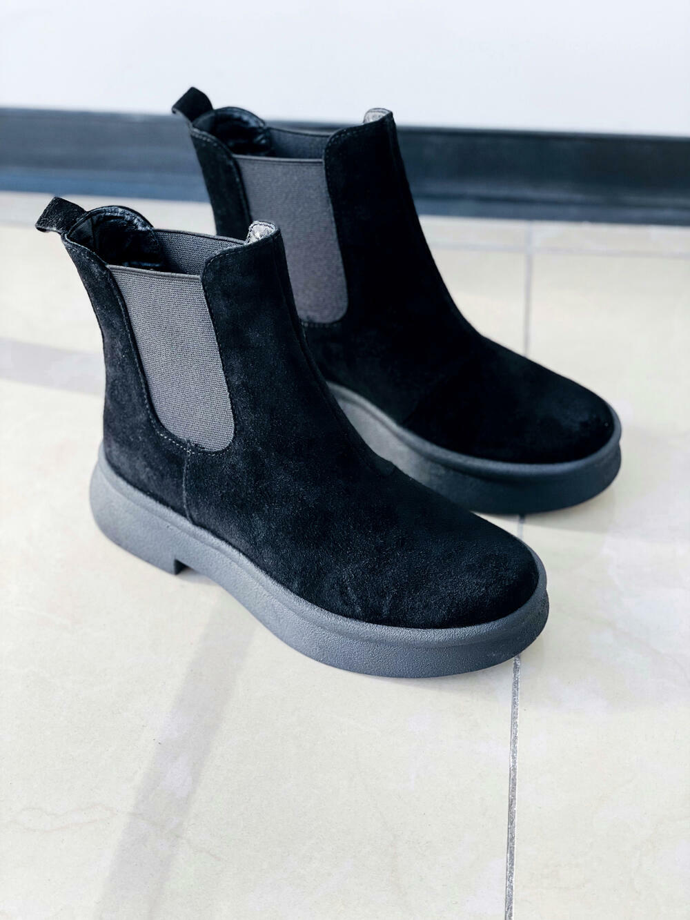 Черевики LJ 720547 челсі замша демі чорний, 38