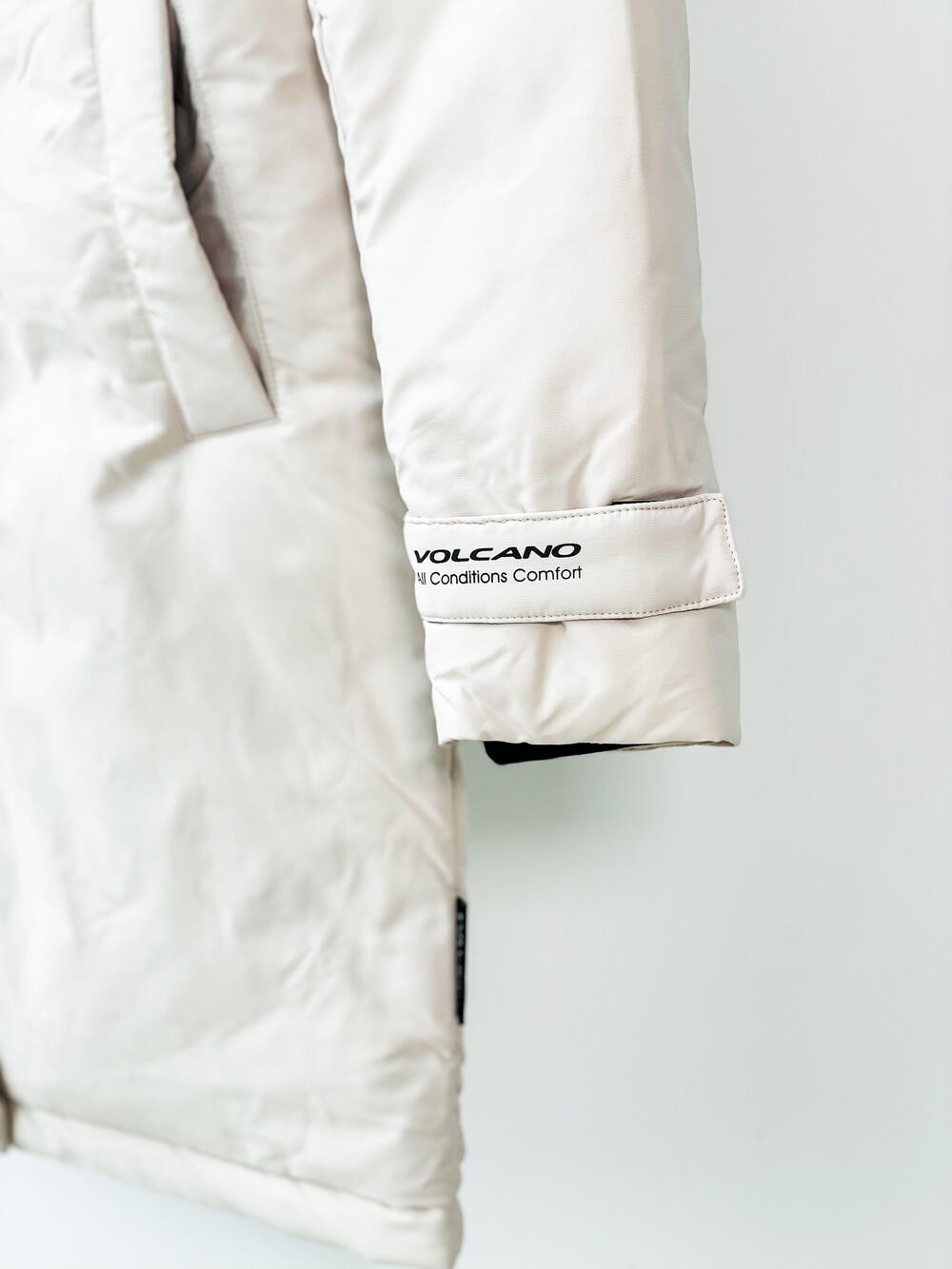 Пальто-пуховик LJ L22055 J-ASPEN подовжене стьобане молочний, S