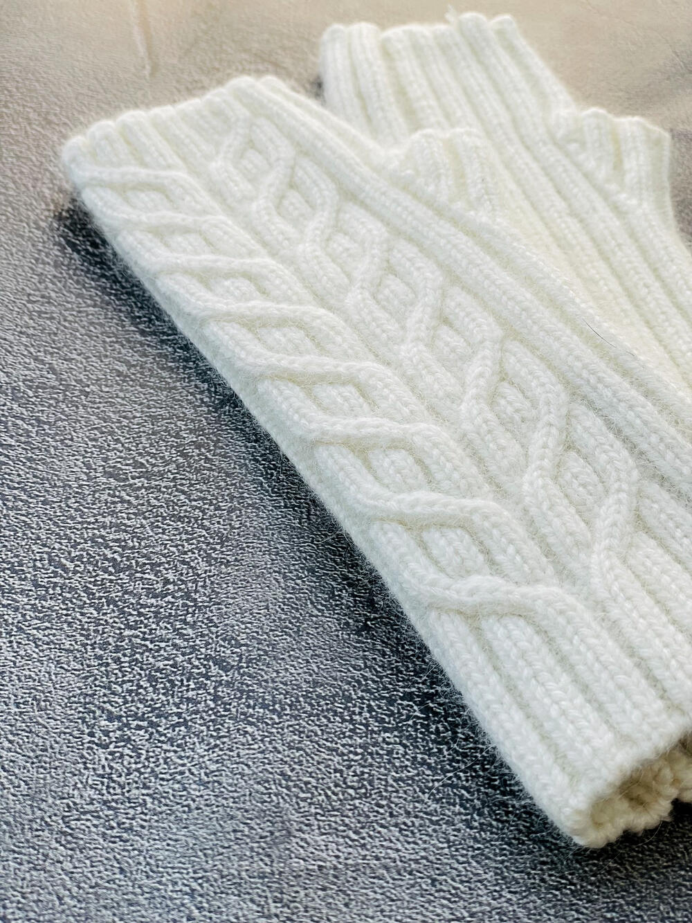 Рукавички-мітенки Malisa Гарсія в'язані білий