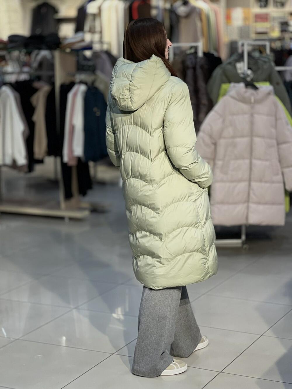 Пальто LJ L22188 J-ADIE стьобане св.оливка, M