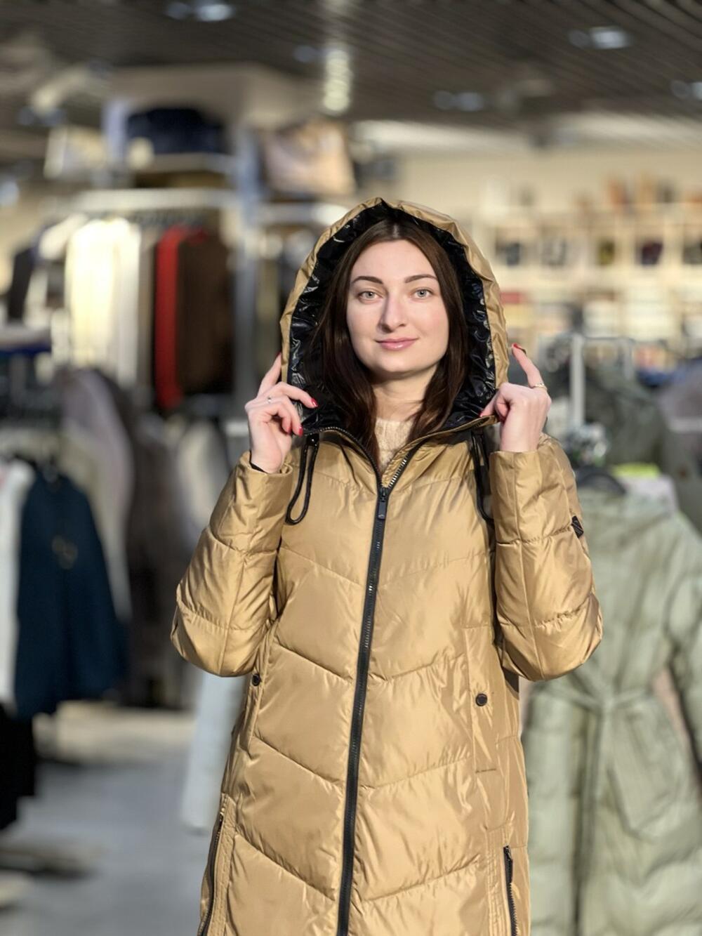 Пальто LM J-MONACO довге стьобане з капюшоном пісок, S