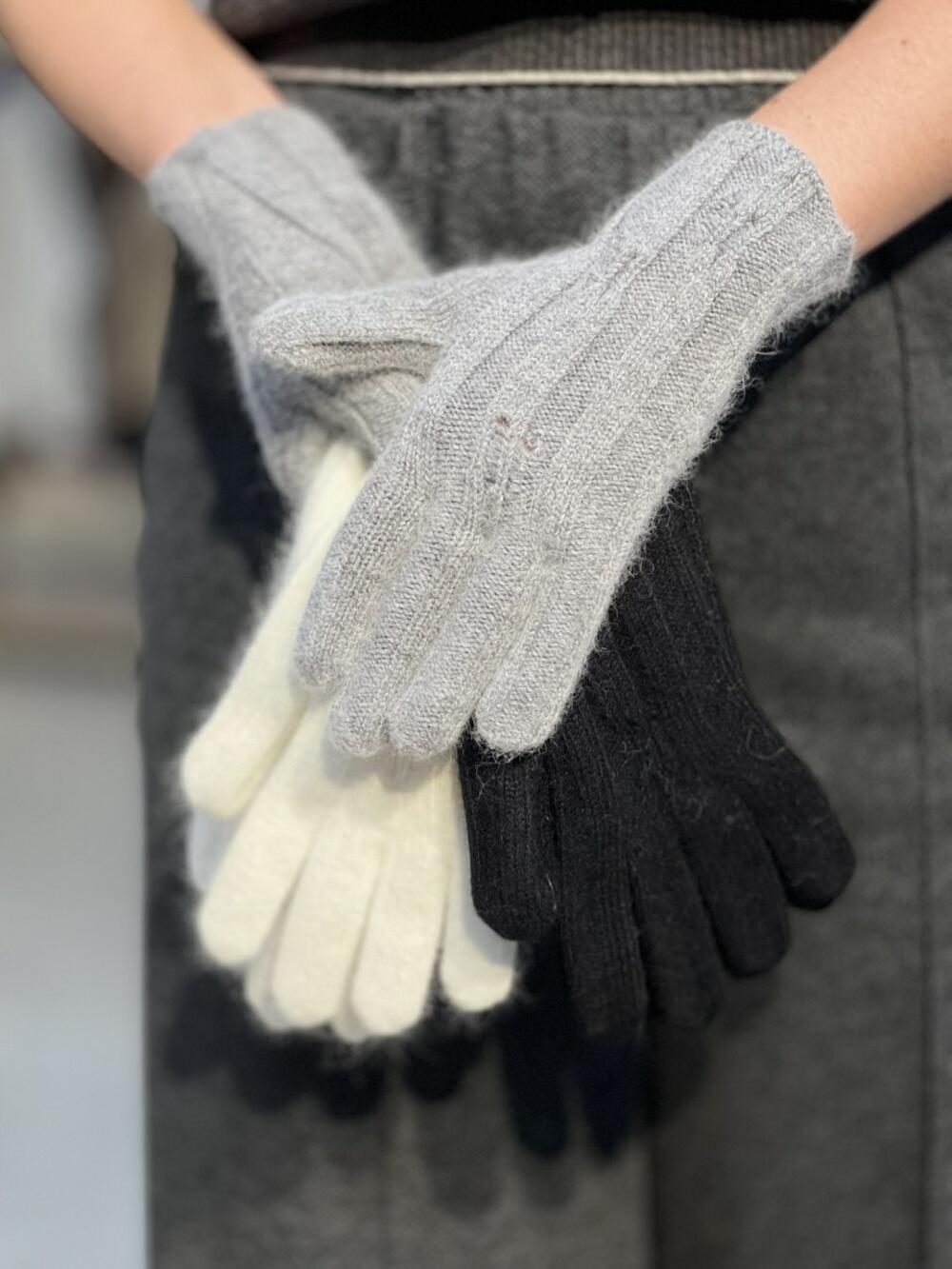 Рукавички Malisa ДАЙКІРІ ангора з дірочками сірий