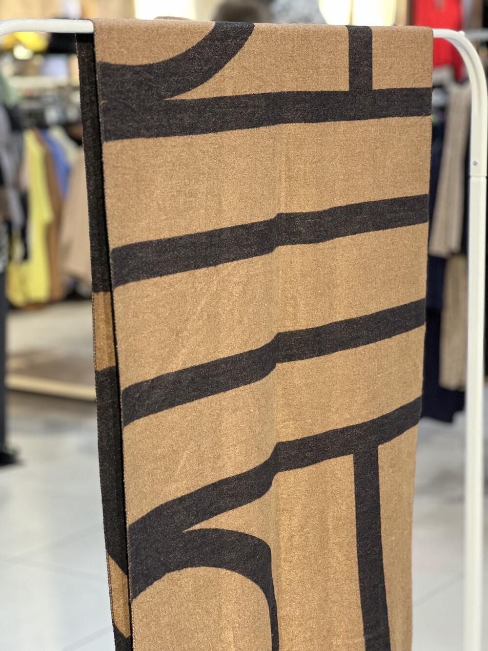 Палантин БРЕНДА кашемір тонкий чорно-бежевий