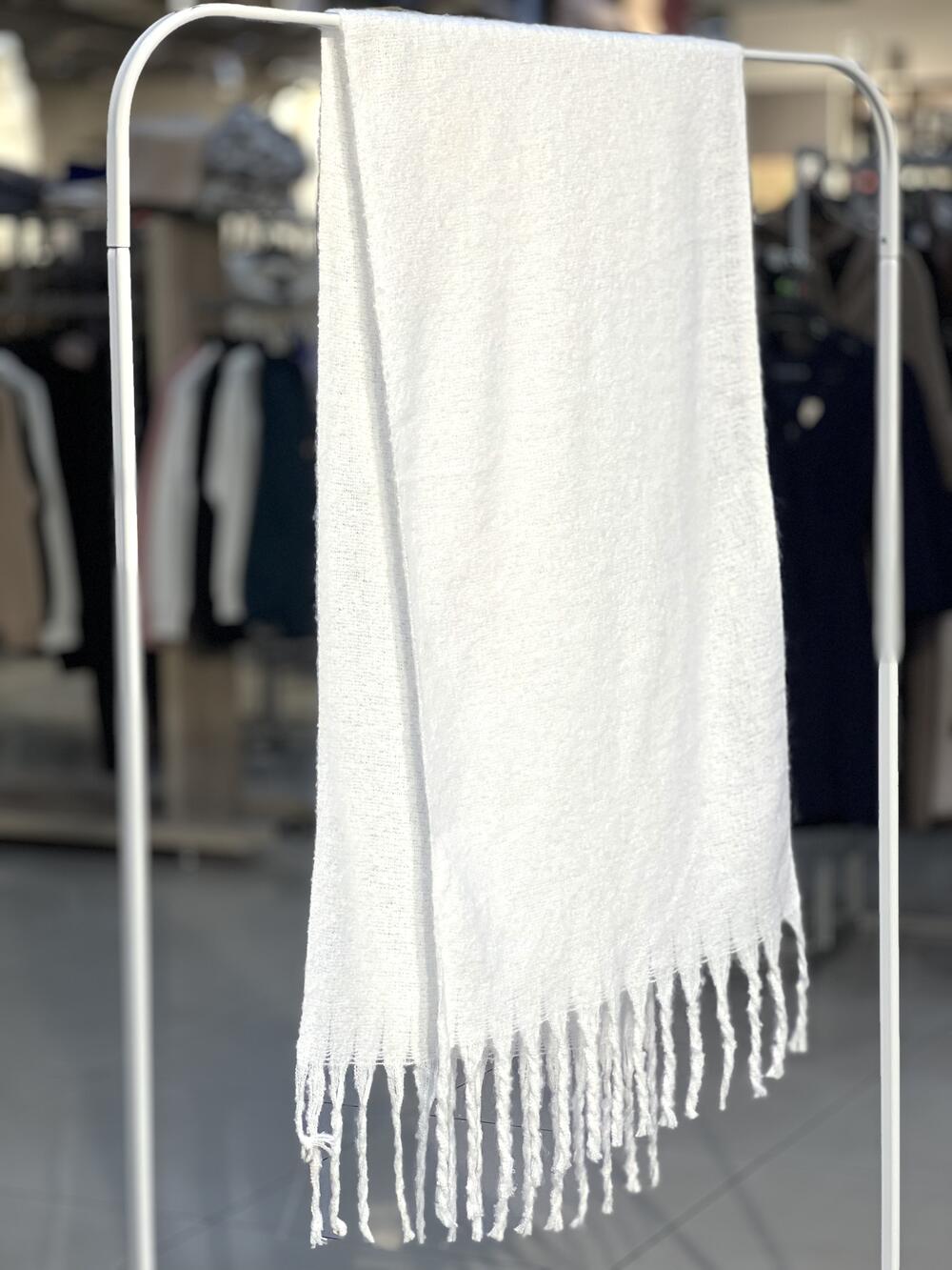 Палантин ПУШИН СОФТ кашемір молочний