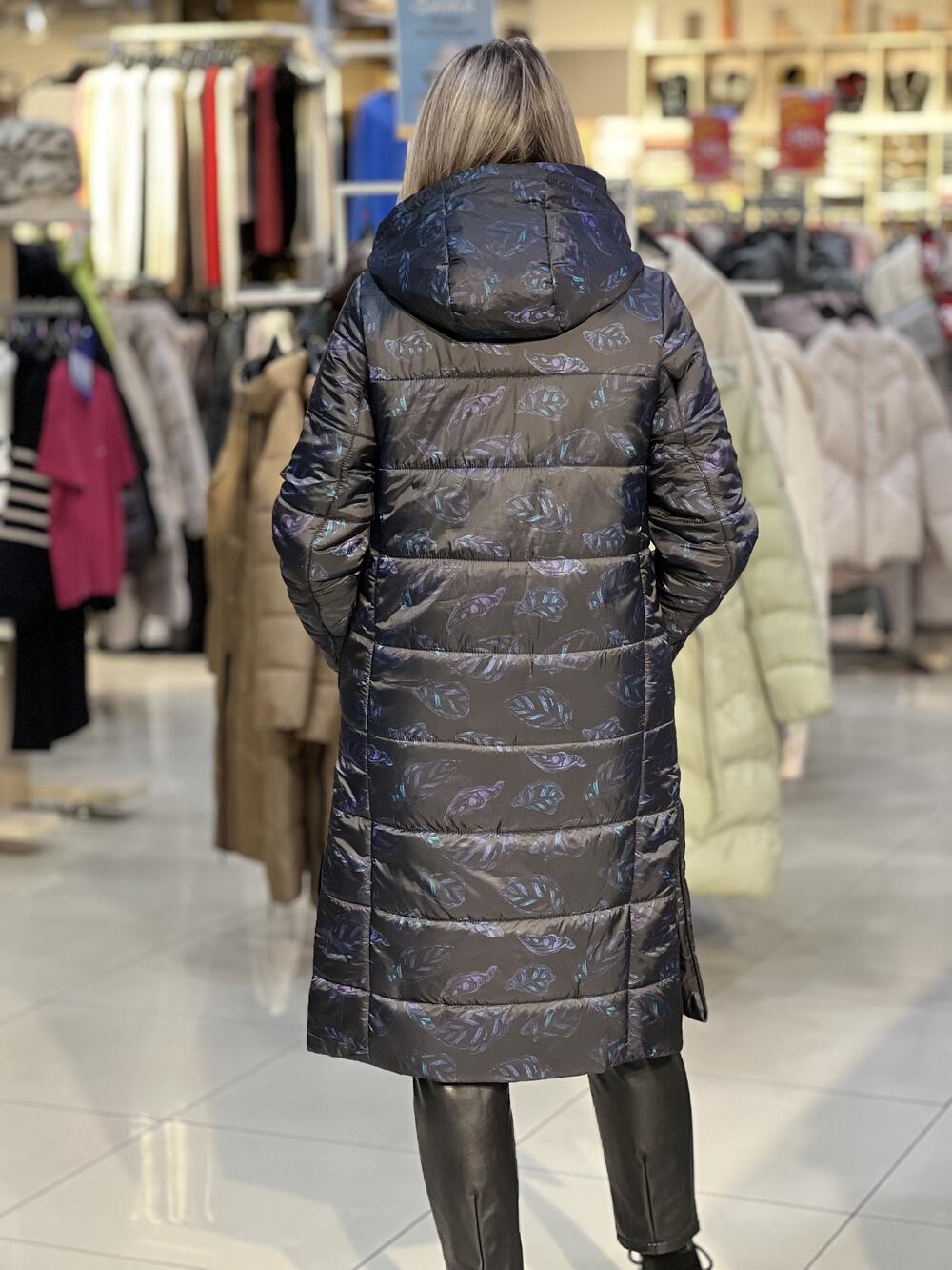 Пальто QE Вероніка листочки зима чорний, 46