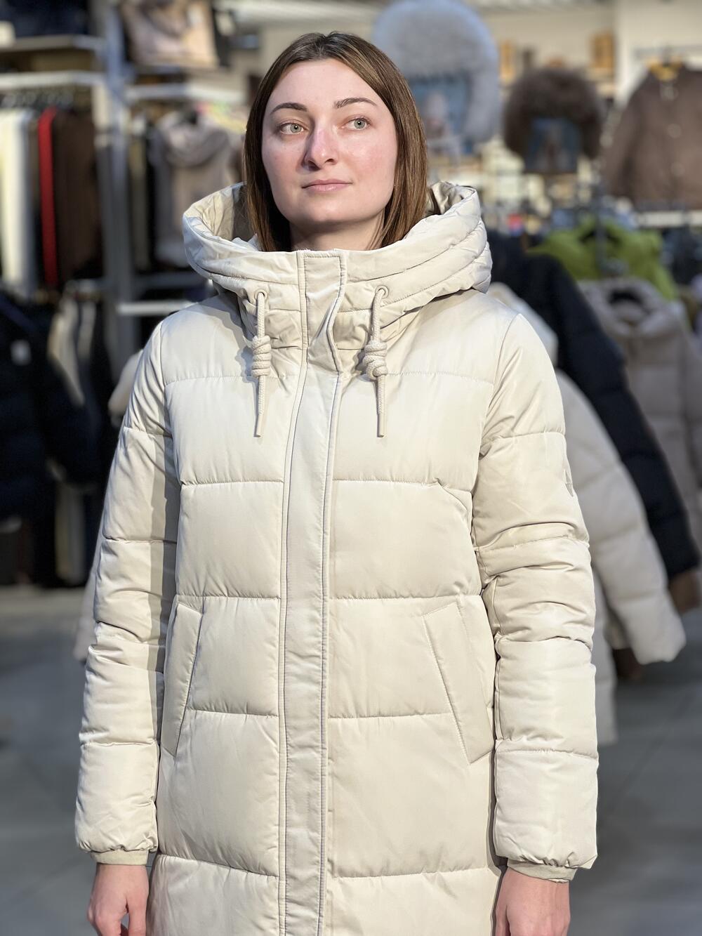 Пальто LF L22367 J-SKADI стьобане довге молочний, M