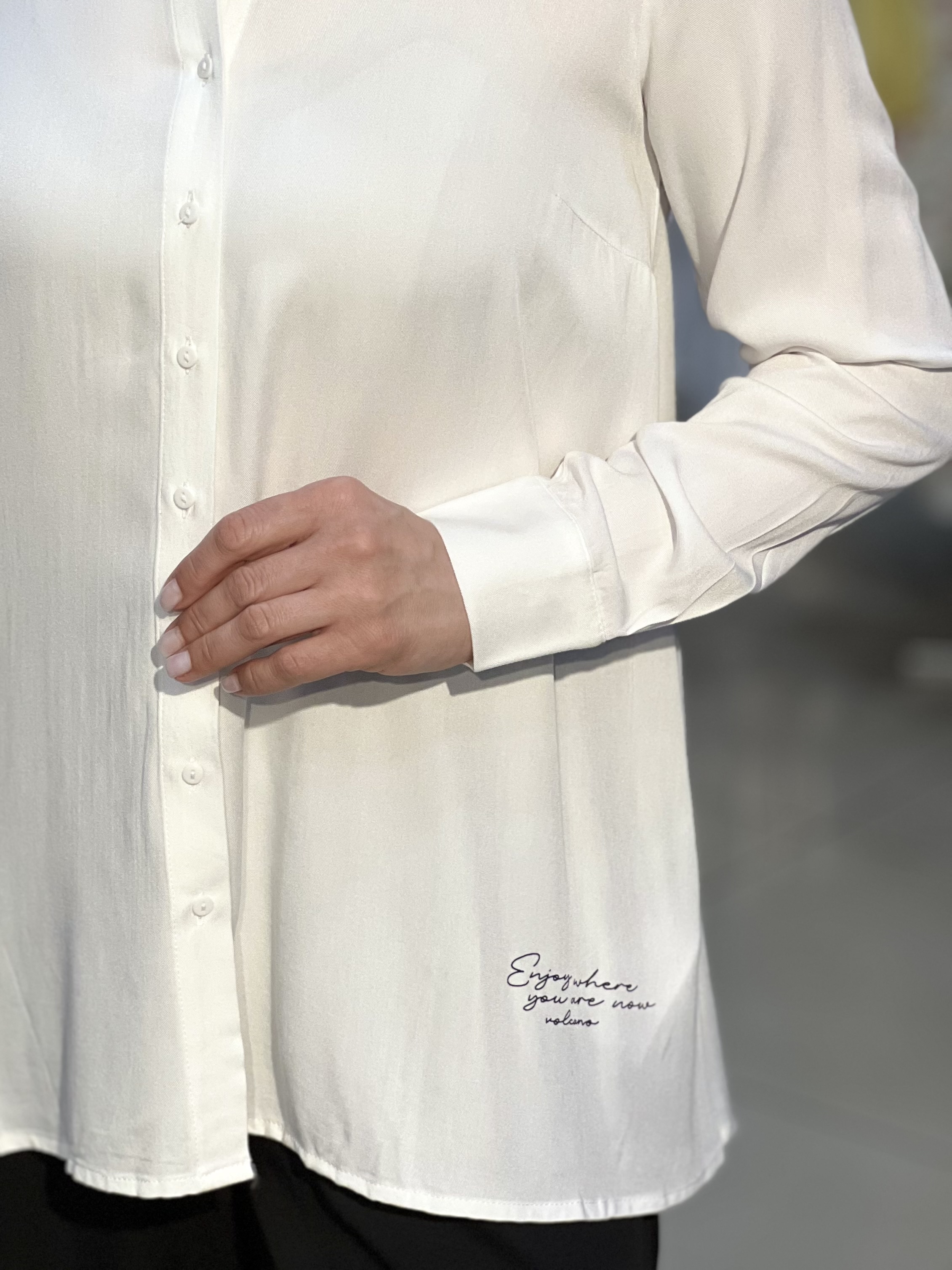 Сорочка LK L09347 K-EMMA д/р з вишивкою білий, XL