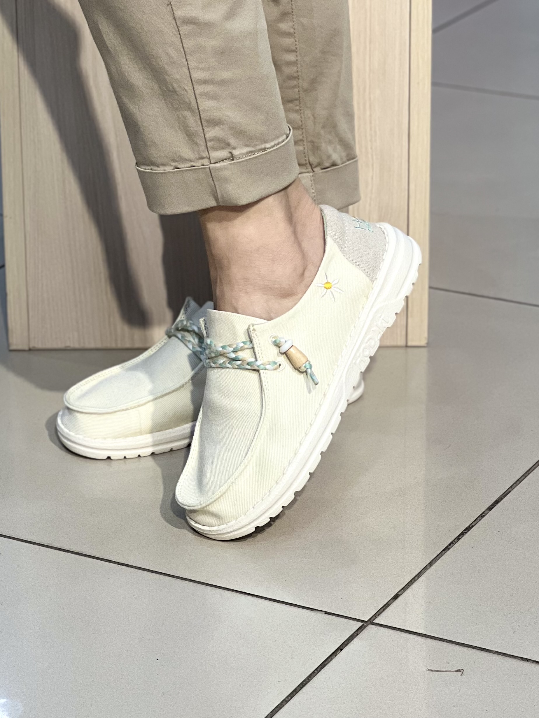 Мокасіни жіночі BORA HIPPIE 30-42 текстильні літо ромашка св.бежевий, 41