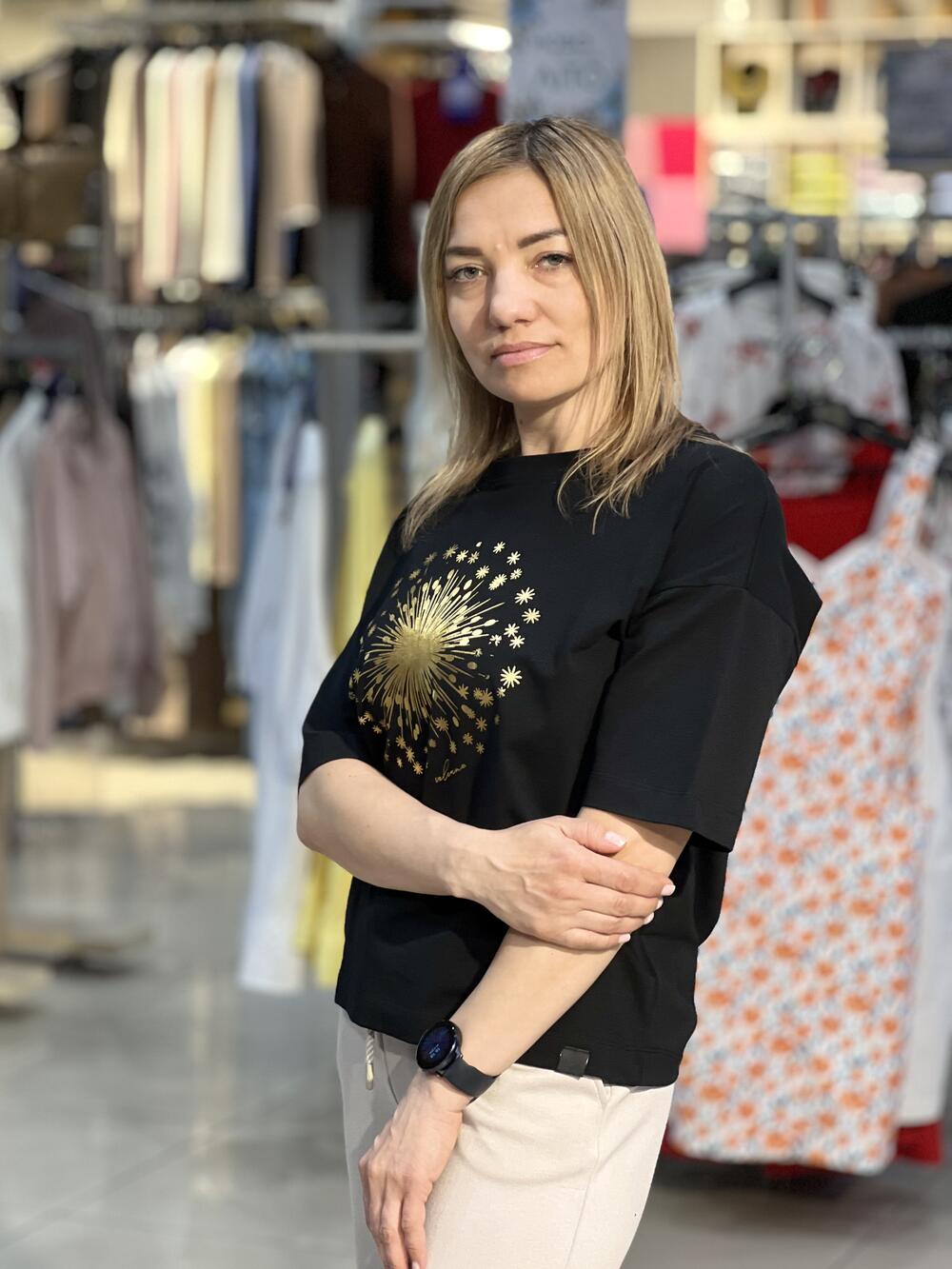 Футболка LO L02131 T-SHELI к/р укорочена принт кульбаба голд чорний, XXL