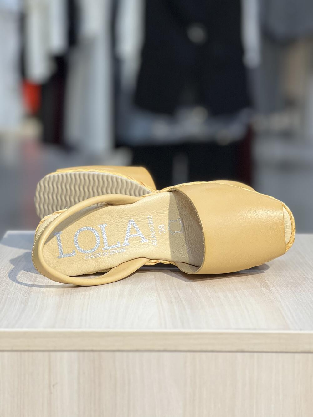 Босоніжки LA Menorguina Trigo натуральна шкіра жовтий, 40