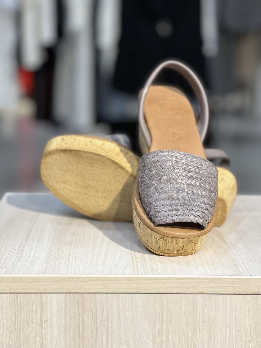 Босоніжки LA Menorguina Rafia Grisol натуральна шкіра корка бежевий, 37