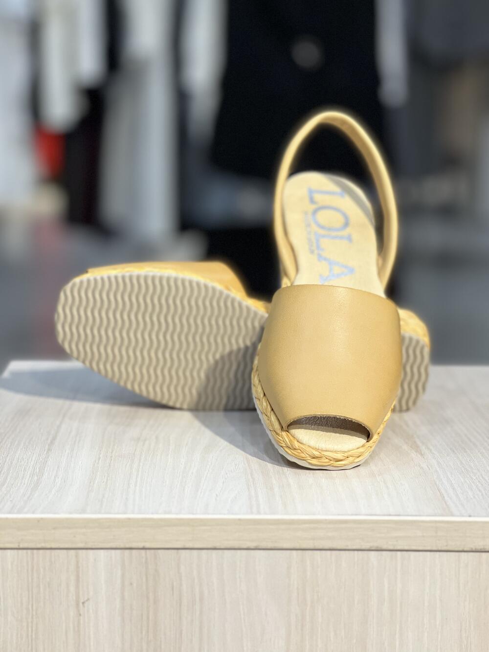 Босоніжки LA Menorguina Trigo натуральна шкіра жовтий, 40