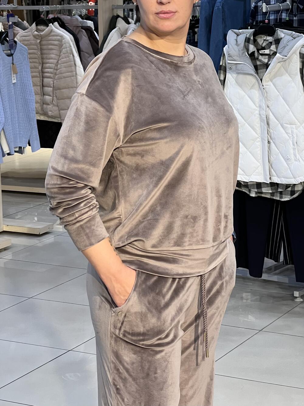 Костюм LP L01309/28168 B-CARLA /N-CASE спорт велюр мокко, M