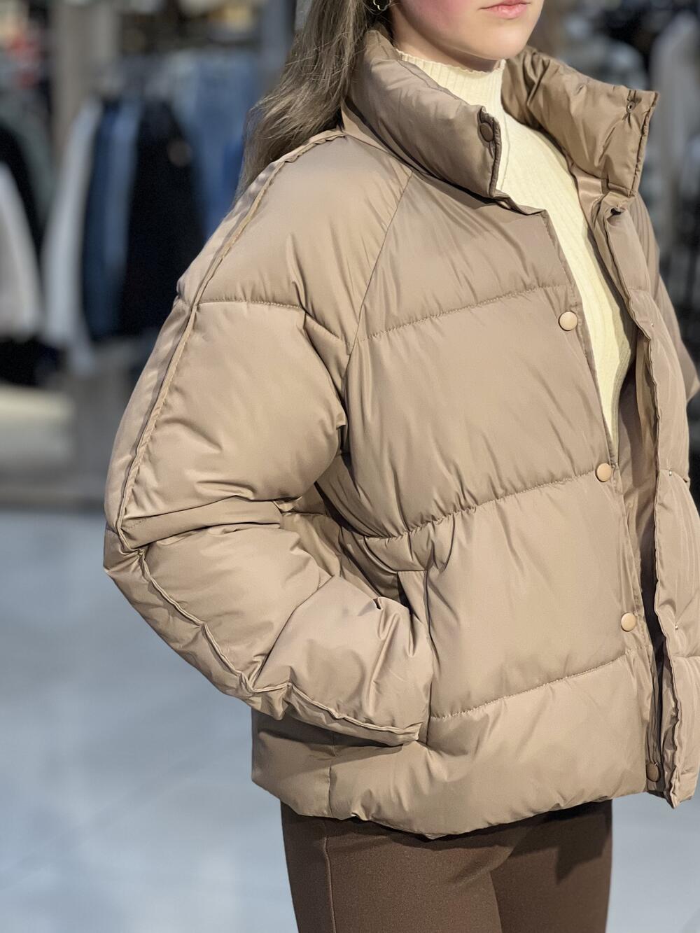 Куртка LO 0800032512 стьобана коротка демі капучино, M