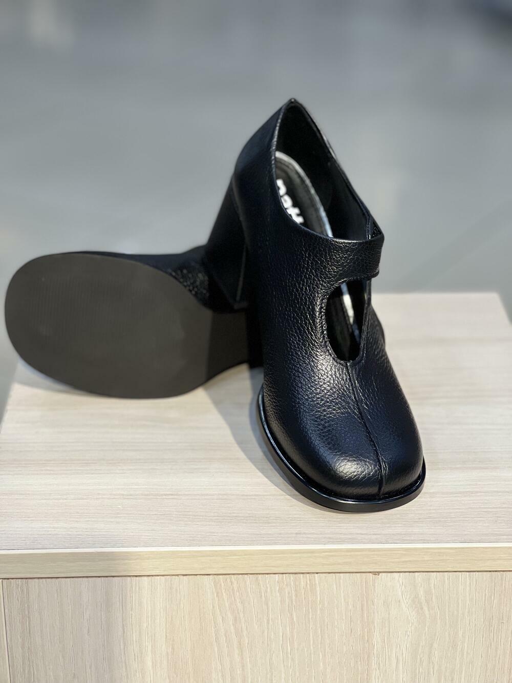 Туфлі LP 760142 альдабра широкий каблук чорний, 37