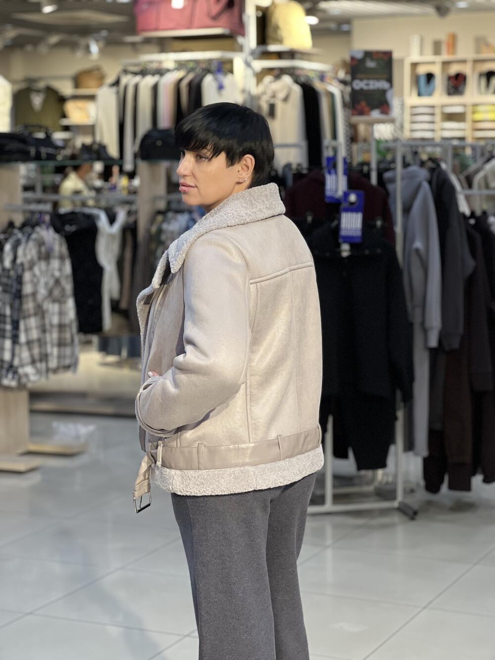 Дублянка-пілот LO 760 коротка екошкіра на хутрі перлина, 42-48