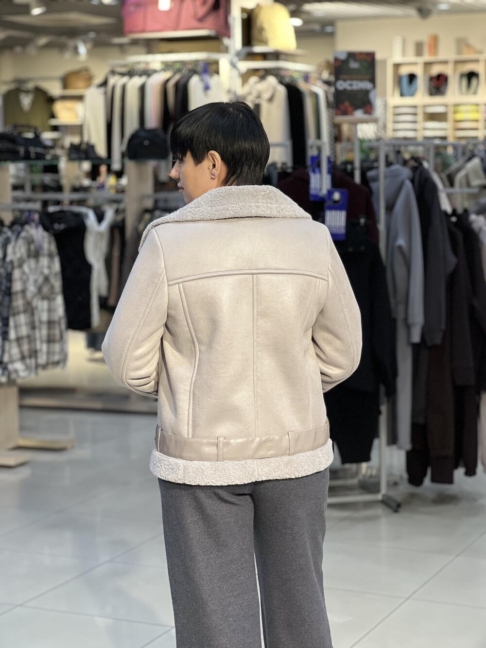 Дублянка-пілот LO 760 коротка екошкіра на хутрі перлина, 42-48