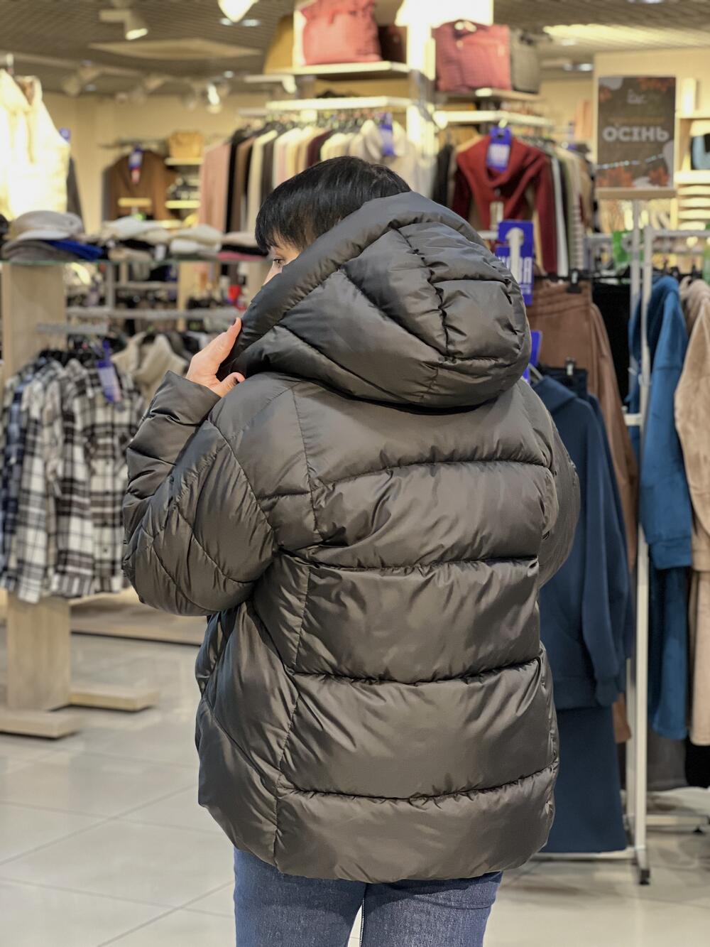 Куртка LP 080101 пуховик з капюшоном чорний, M