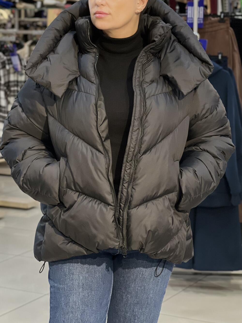 Куртка LP 080101 пуховик з капюшоном чорний, S