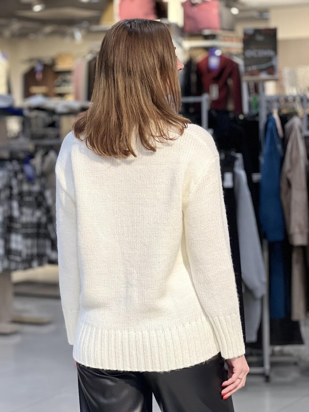 Светр LP 2846 подовжений вільна горловина молочний, 42-44