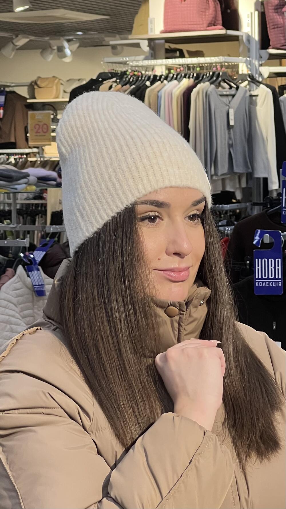 Шапка ВЕНДІ ковпак молочний