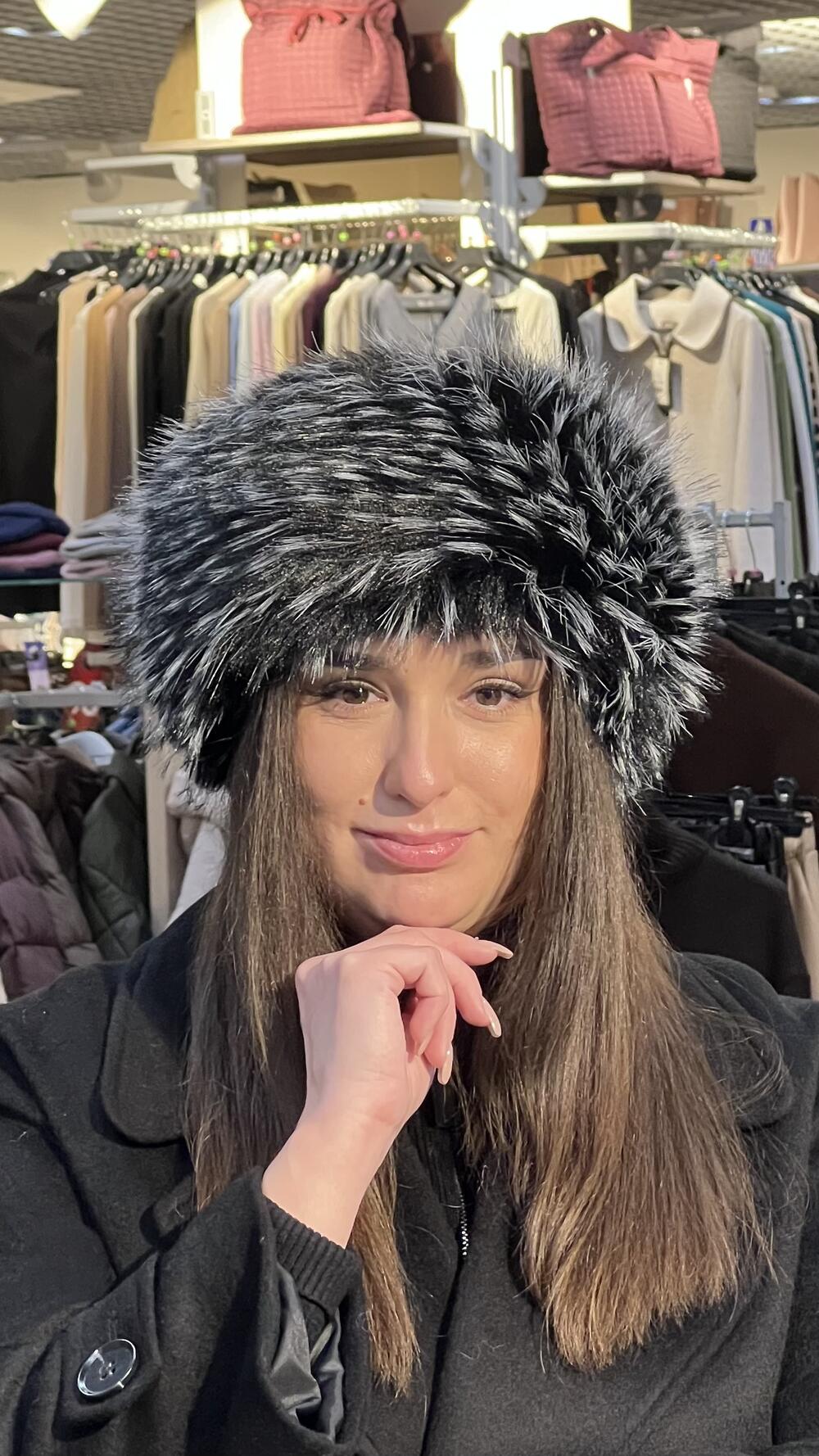 Пов'язка ЛАВЕРНА з штучного хутра чорний/білий