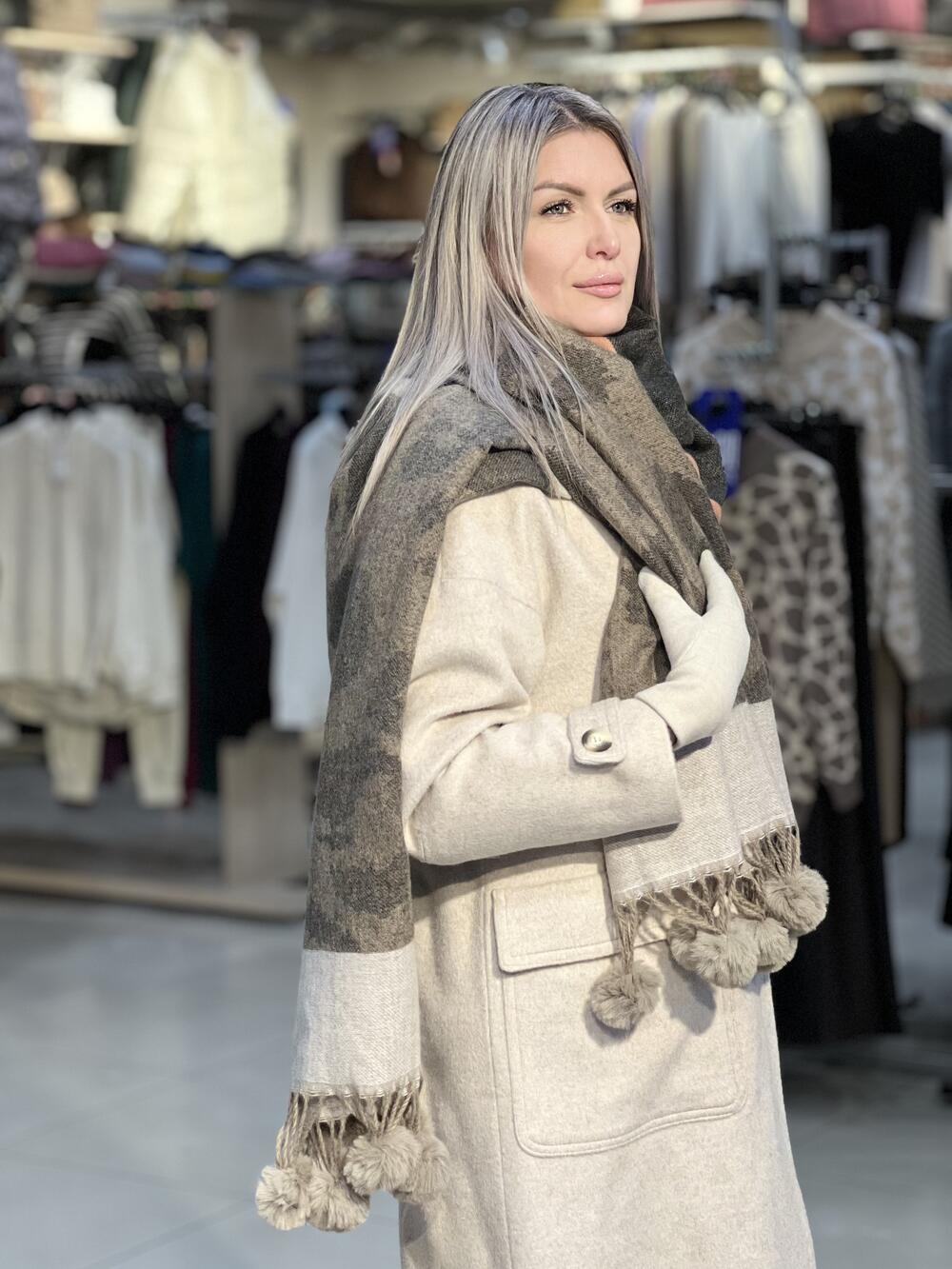 Палантин ЛЕО помпони какао/корал/беж