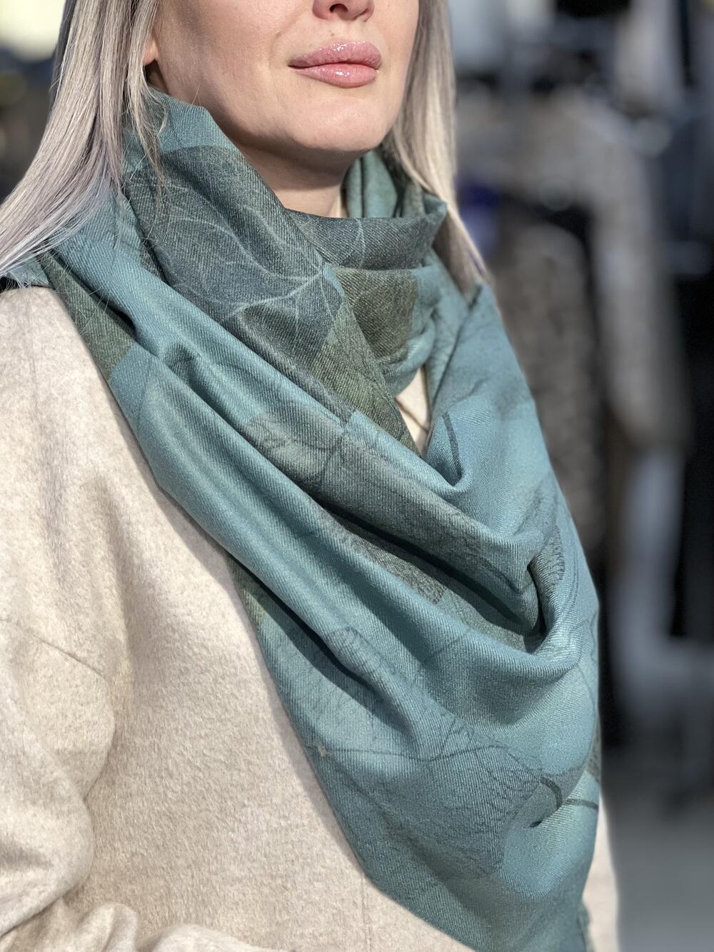 Палантин ЛИСТОЧКИ тонкий кашемір смарагд