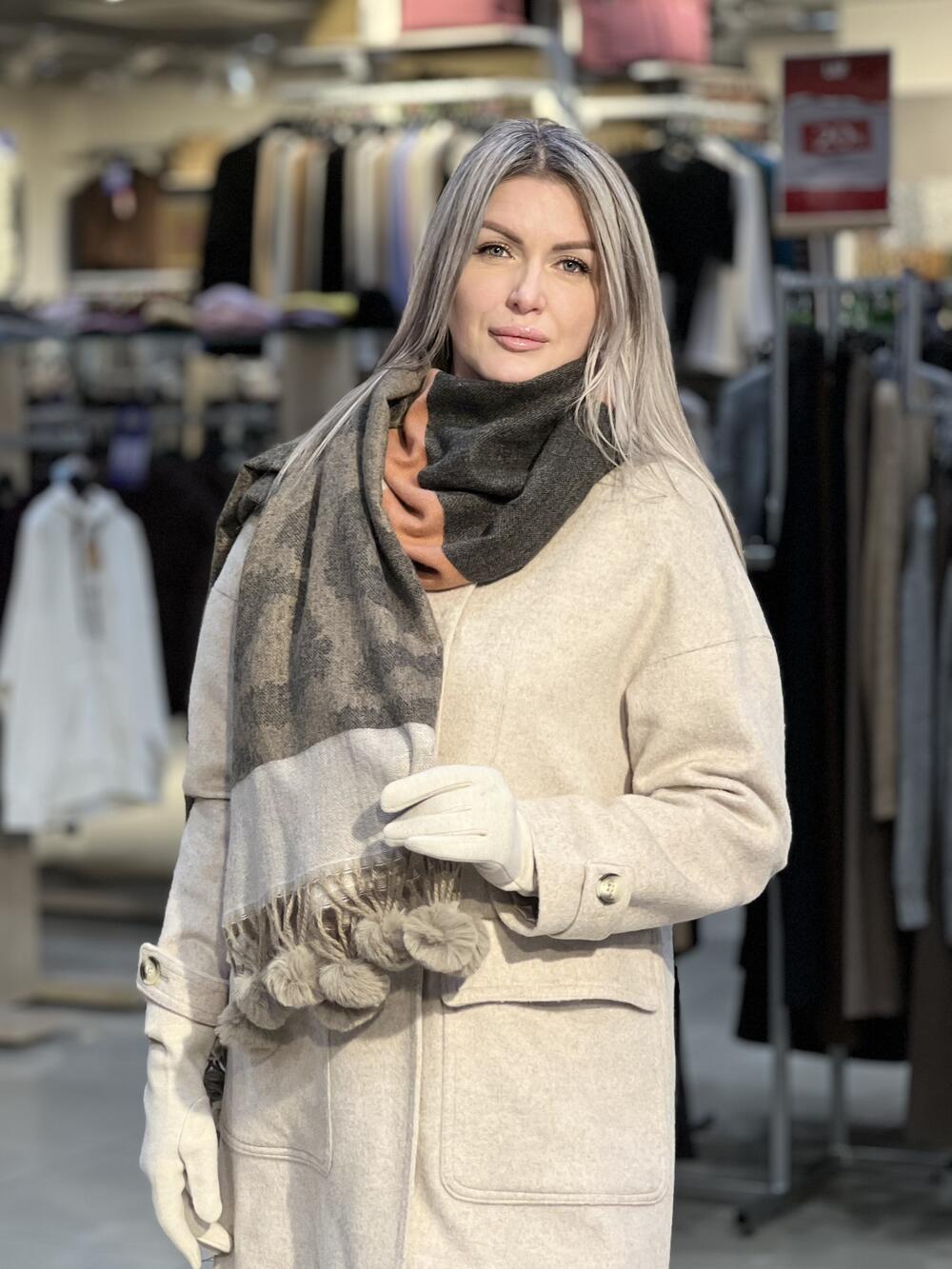 Палантин ЛЕО помпони какао/корал/беж