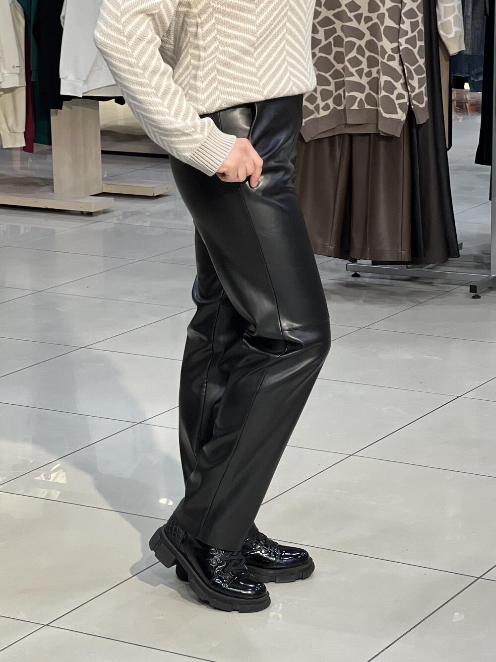 Брюки LP 23 SIM екошкіра на замші мом чорний, 40/XS