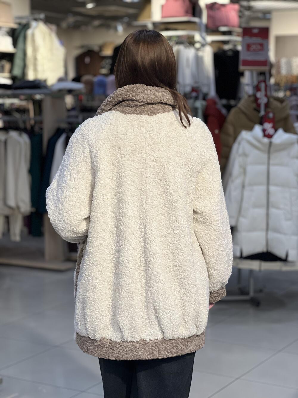 Шубка LJ 761 баранчик середня молочний, 42-48