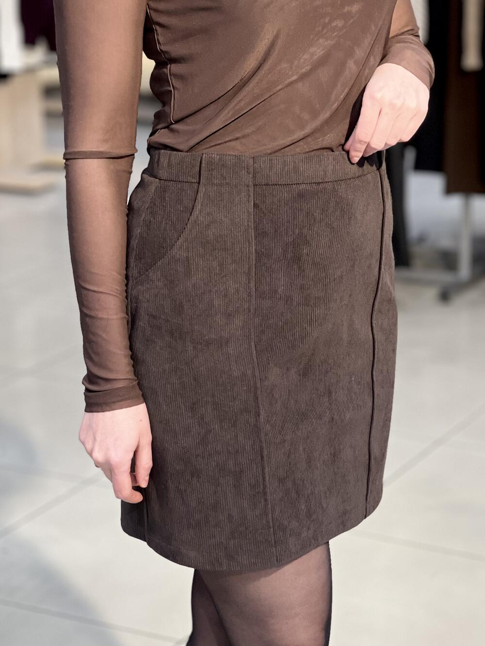 Спідниця LP 1547 коротка вельвет т.шоколад, 38-44