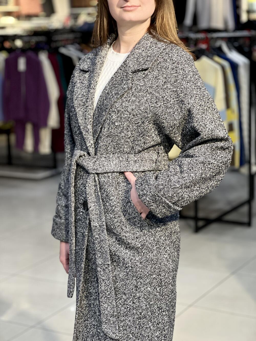 Пальто LP 777 довге меланж спущене плече 