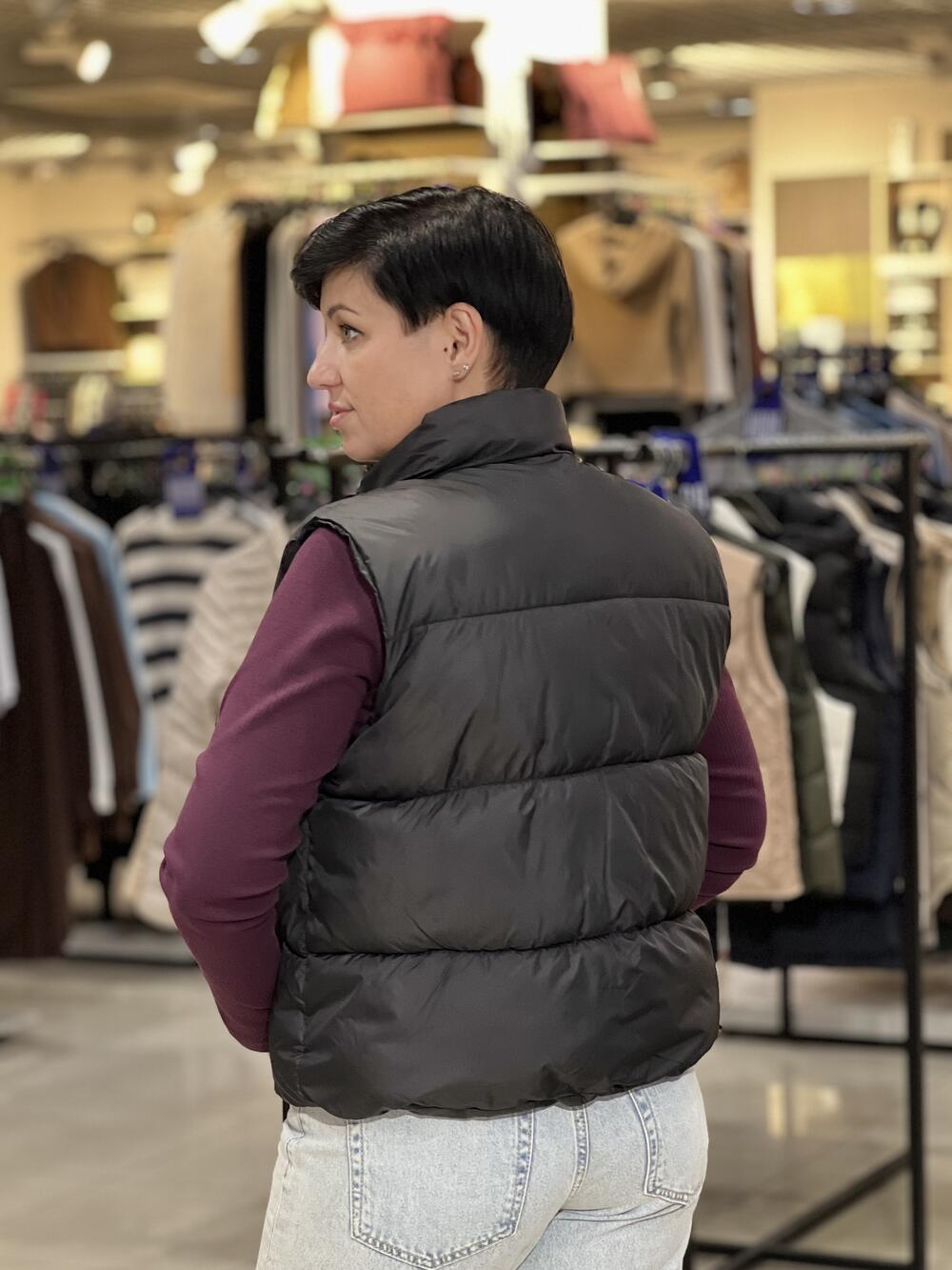 Жилет LR 050100 стьобаний короткий без капюшону чорний, L